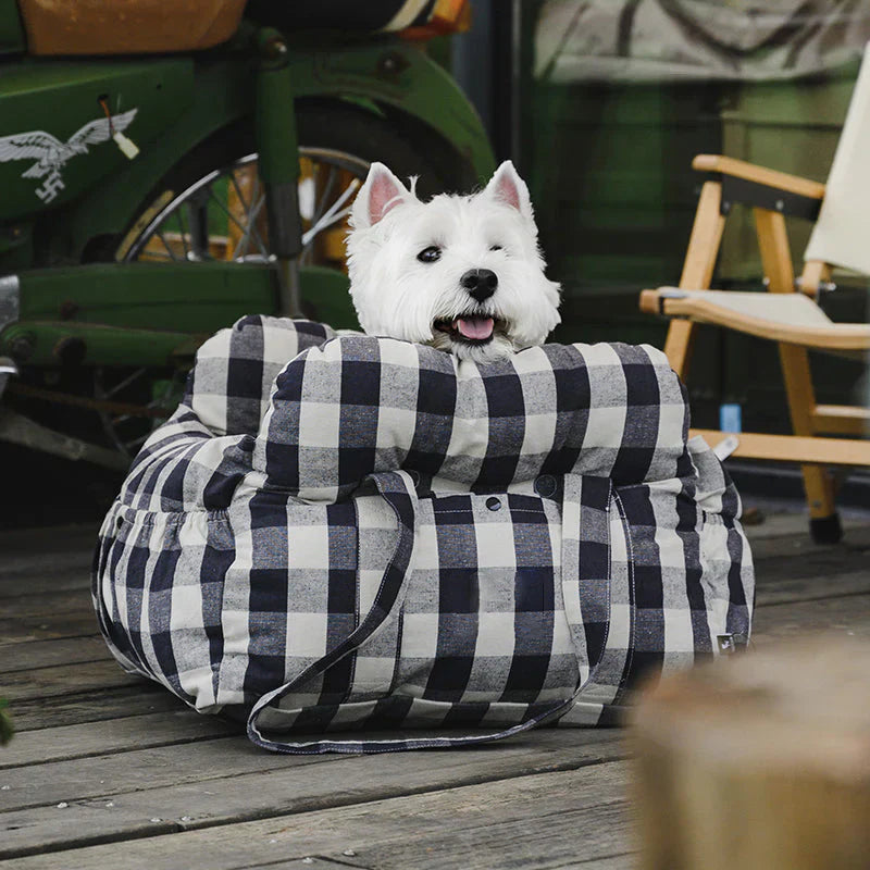 Bequemes Hundebett für das Auto